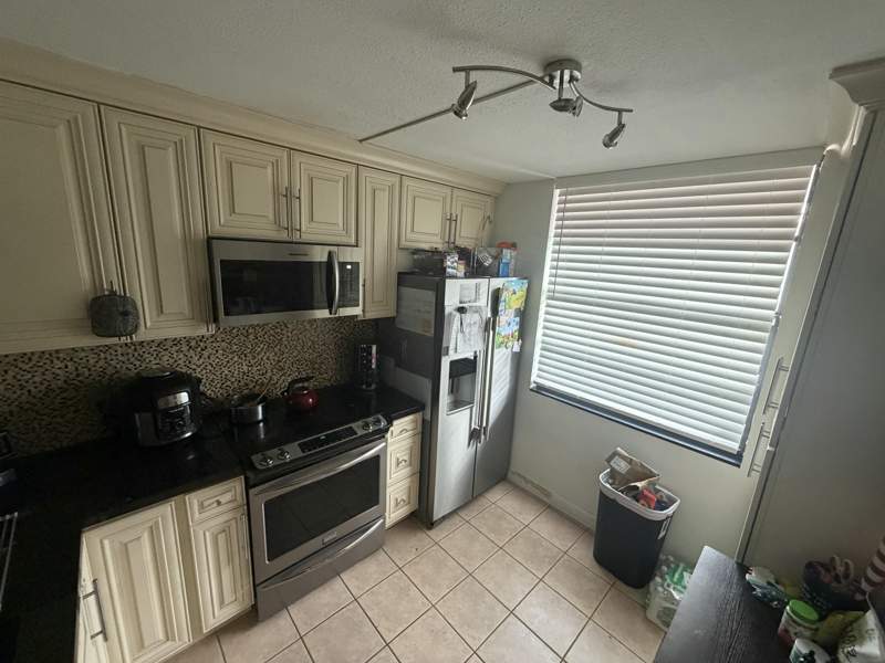 2 bedroom Condominium at 1711 Whitehall Drive #201, Condo 23 Of Whitehall Condos, Davie — photo 5