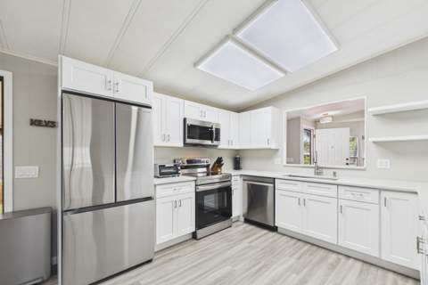 7831 SE Shenandoah Drive, Hobe Sound FL - photo 11 of 43