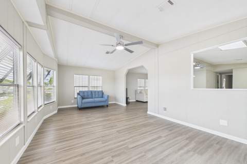 7831 SE Shenandoah Drive, Hobe Sound FL - photo 19 of 43
