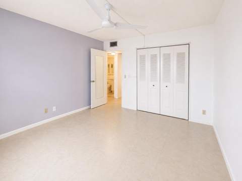 234 Chatham L, West Palm Beach FL - photo 10 of 17