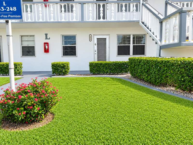 2 bedroom Condominium at 234 Chatham L, Chatham Condos, West Palm Beach — photo 2