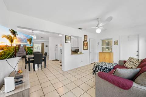 7000 NW 95th Terrace, Tamarac FL - photo 11 of 24