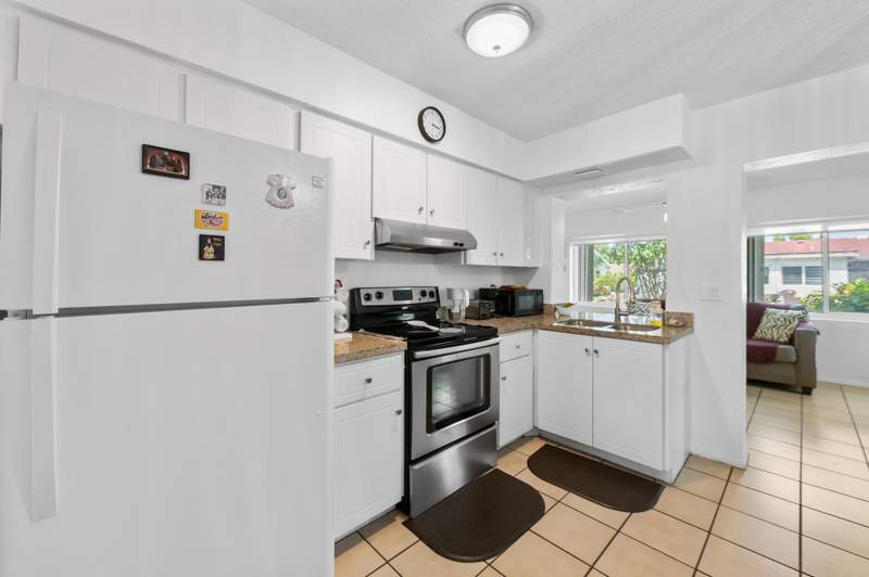 2 bedroom Single Family Residence at 7000 NW 95th Terrace, Westwood Community 4, Tamarac — photo 3