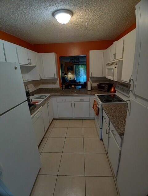 5452 Poppy Place #B, Delray Beach FL - photo 8 of 12