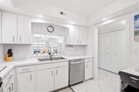 3500 Galt Ocean Drive #404, Fort Lauderdale FL - photo 9 of 42
