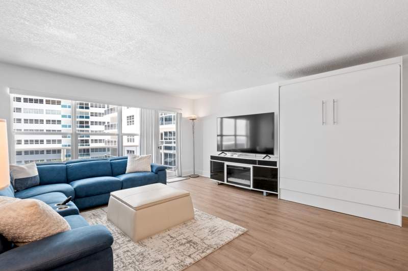 1 bedroom Condominium at 3500 Galt Ocean Drive #404, Playa Del Sol Condo, Fort Lauderdale — photo 4