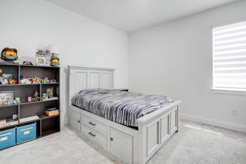 6801 NW Cloverdale Avenue, Port St. Lucie FL - photo 12 of 31