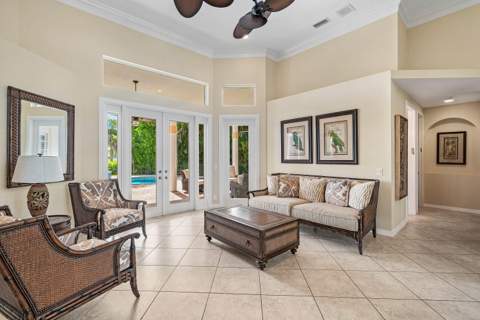 221 Thornton Drive, Palm Beach Gardens FL - photo 6 of 51
