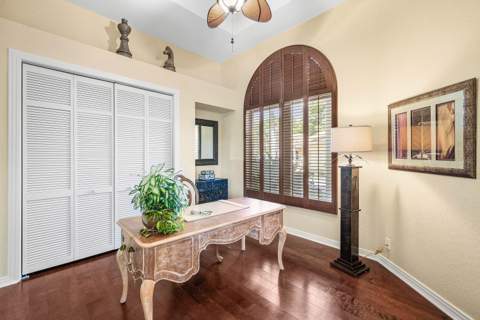 221 Thornton Drive, Palm Beach Gardens FL - photo 22 of 51