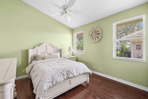 221 Thornton Drive, Palm Beach Gardens FL - photo 24 of 51
