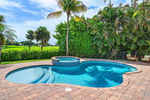 221 Thornton Drive, Palm Beach Gardens FL - photo 7 of 51