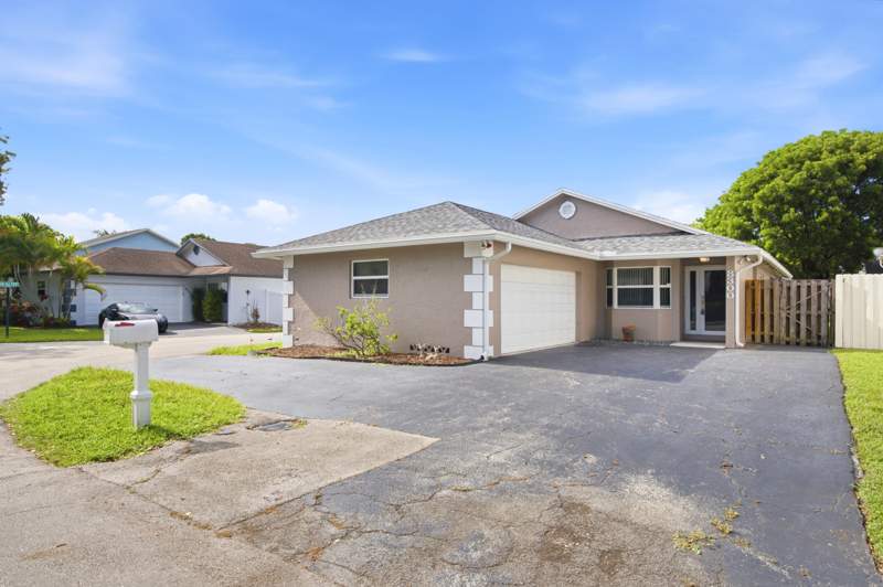 3 bedroom Single Family Residence at 8300 SW 41st Street, Woods Of Rolling Hills, Davie — photo 3