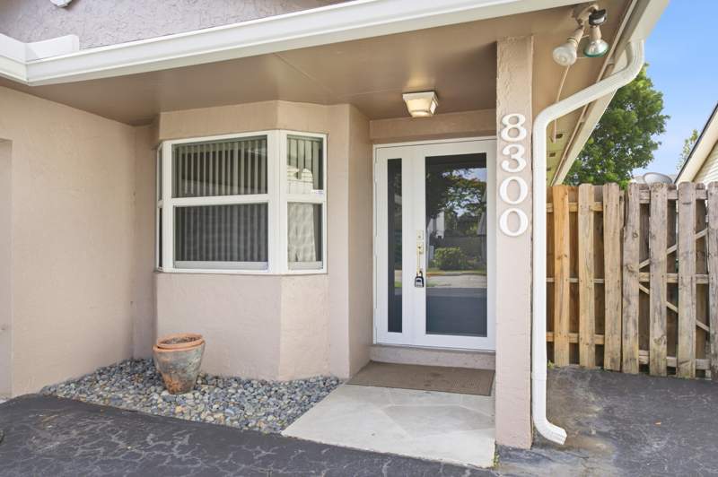 3 bedroom Single Family Residence at 8300 SW 41st Street, Woods Of Rolling Hills, Davie — photo 5