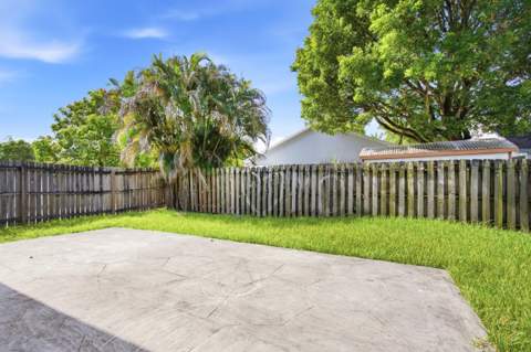8300 SW 41st Street, Davie FL - photo 20 of 27