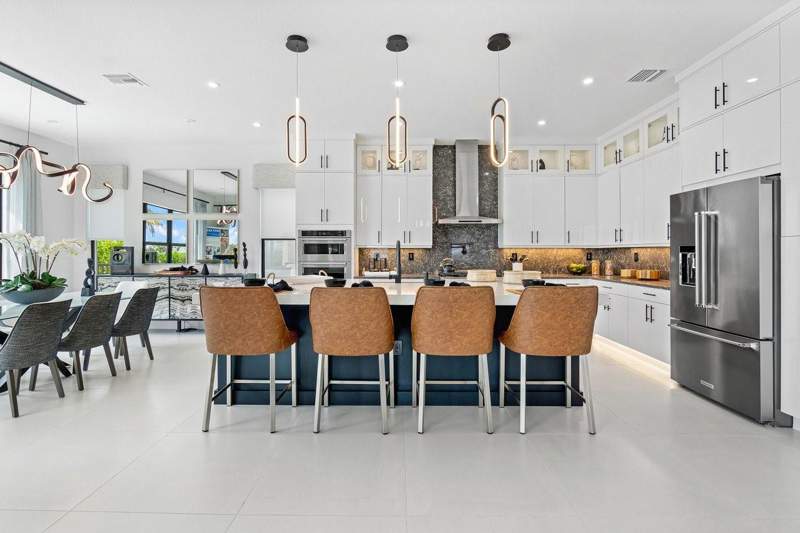 5 bedroom Single Family Residence at 12660 Solana Bay Circle, Solana Bay At Avenir, Palm Beach Gardens — photo 5