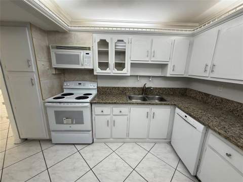 1833 S Ocean Drive #808, Hallandale Beach FL - photo 7 of 26