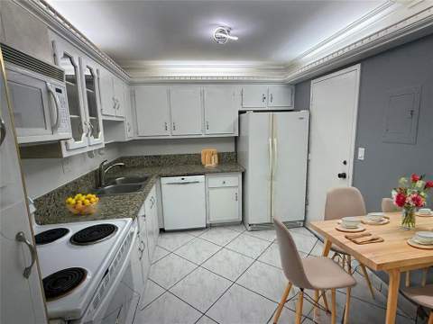 1833 S Ocean Drive #808, Hallandale Beach FL - photo 8 of 26