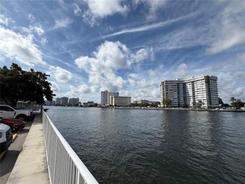1833 S Ocean Drive #808, Hallandale Beach FL - photo 18 of 26