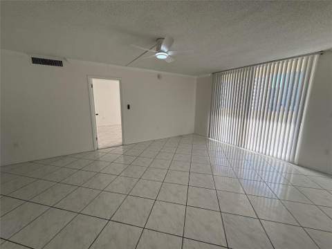 1833 S Ocean Drive #808, Hallandale Beach FL - photo 23 of 26