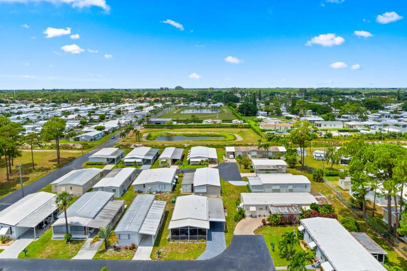 3 bedroom Manufactured Home at 17007 Grand Terre Bay Drive, Jamaica Bay Mobile Home Co Op, Boynton Beach — photo 5