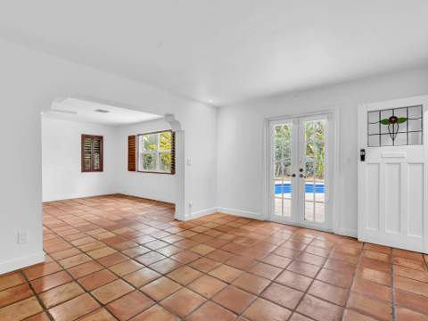 898 Azalea Street, Boca Raton FL - photo 11 of 31