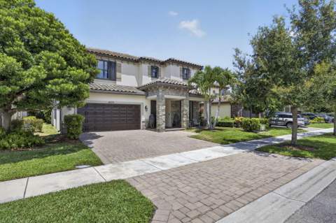 4577 Willow Run Way, Lake Worth FL - photo 15 of 54