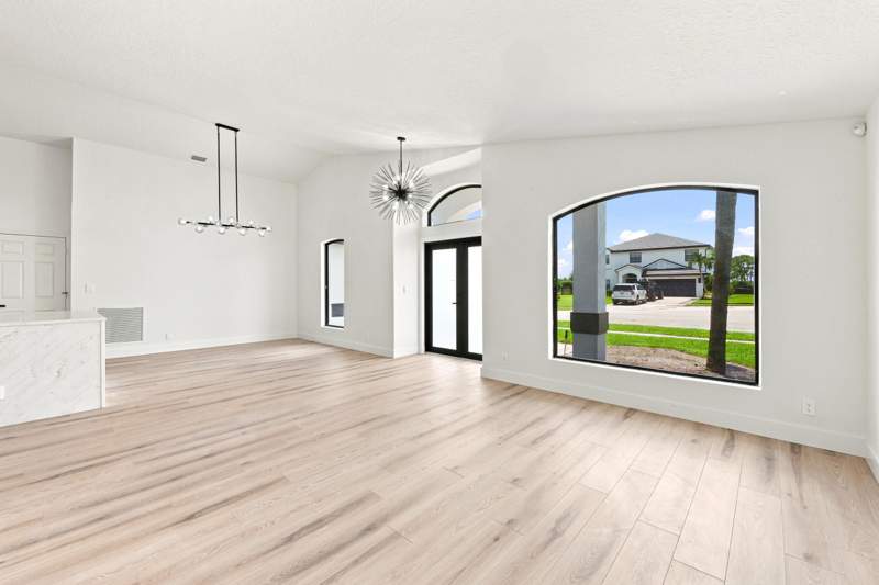 4 bedroom Single Family Residence at 15931 Canosa Court, Lakefield Of The Landings At Wellington 3B, Wellington — photo 4