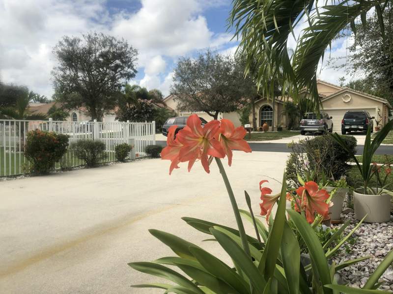 3 bedroom Single Family Residence at 139 Preserve Drive, Preserve At Crestwood, Royal Palm Beach — photo 4