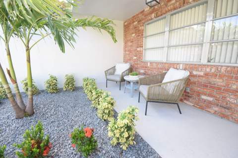 701 NW 6th Drive, Boca Raton FL - photo 9 of 31