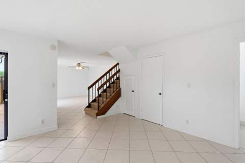 2625 SE 5th Circle, Boynton Beach FL - photo 8 of 31