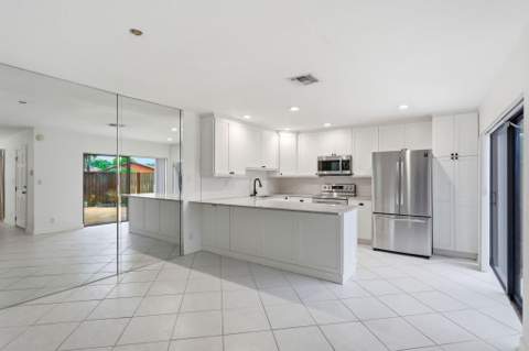2625 SE 5th Circle, Boynton Beach FL - photo 10 of 31