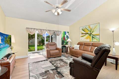 2532 Boundbrook Drive #107, Palm Springs FL - photo 7 of 31