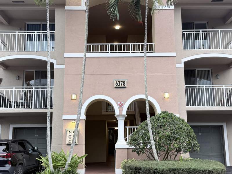 3 bedroom Condominium at 6378 Emerald Dunes Drive #301, Villas At Emerald Dunes Condo, West Palm Beach — photo 4