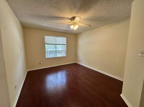 938 Coral Club Drive #938, Coral Springs FL - photo 7 of 9