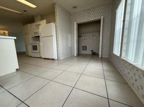 294 Kingfisher Avenue, Fort Pierce FL - photo 13 of 37