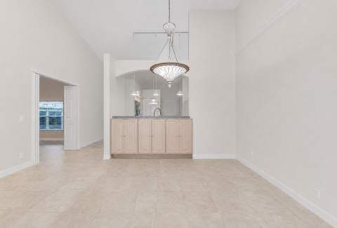 8482 Logia Circle, Boynton Beach FL - photo 18 of 91