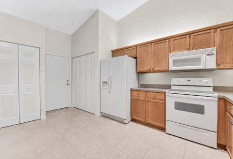 8482 Logia Circle, Boynton Beach FL - photo 8 of 91