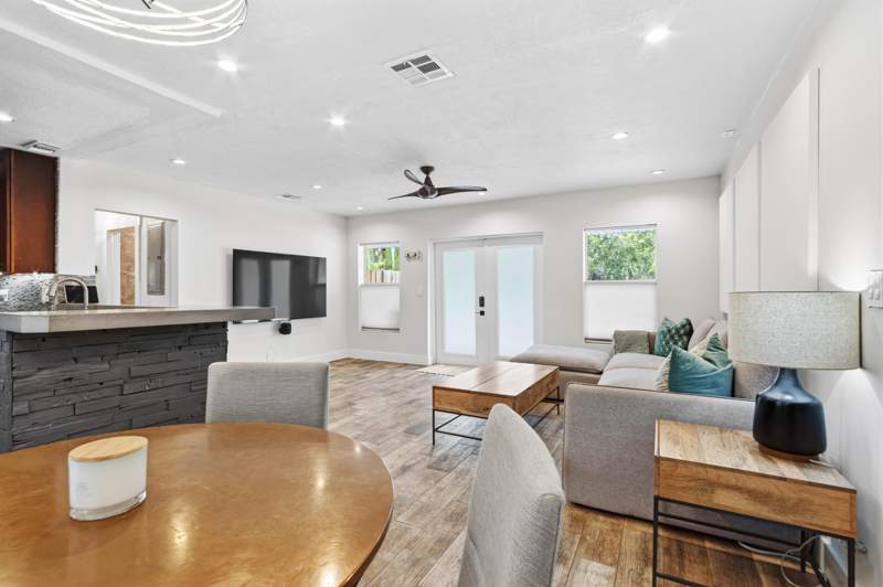 3 bedroom Single Family Residence at 1400 NE 17th Avenue, Progresso, Fort Lauderdale — photo 5