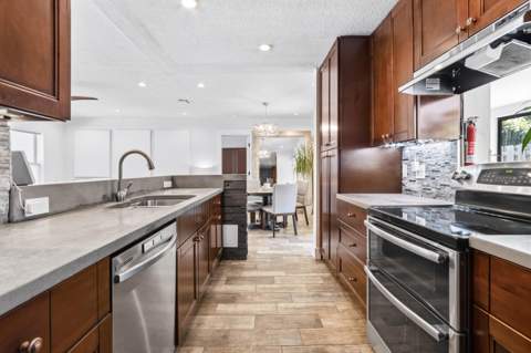 1400 NE 17th Avenue, Fort Lauderdale FL - photo 7 of 34