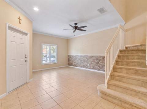 301 Lake Monterey Circle, Boynton Beach FL - photo 12 of 36