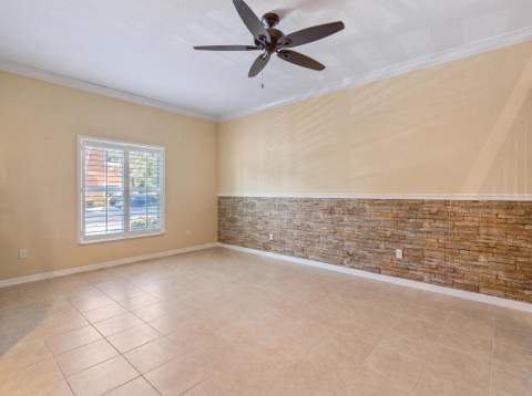 301 Lake Monterey Circle, Boynton Beach FL - photo 13 of 36