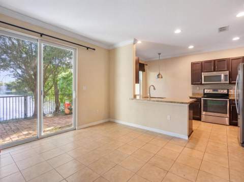 301 Lake Monterey Circle, Boynton Beach FL - photo 17 of 36
