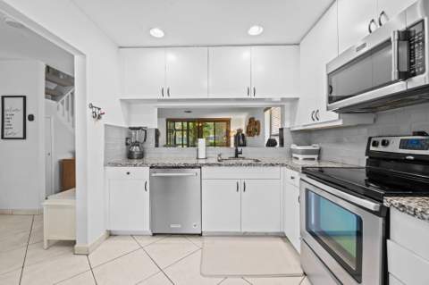 3952 Cocoplum Circle #3646, Coconut Creek FL - photo 15 of 23