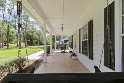 10635 Pine Needle Drive, Fort Pierce FL - photo 6 of 50