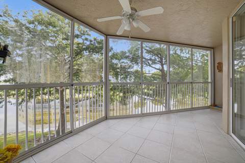 7643 Granville Drive #210, Tamarac FL - photo 21 of 30