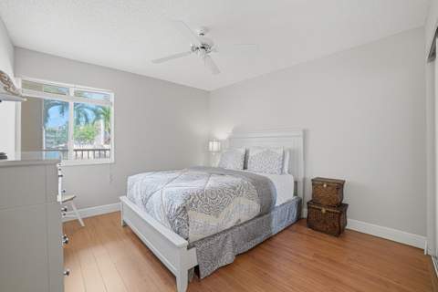 7643 Granville Drive #210, Tamarac FL - photo 18 of 30