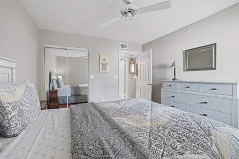 7643 Granville Drive #210, Tamarac FL - photo 19 of 30
