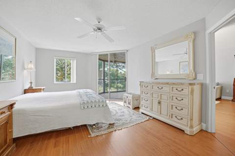 7643 Granville Drive #210, Tamarac FL - photo 14 of 30