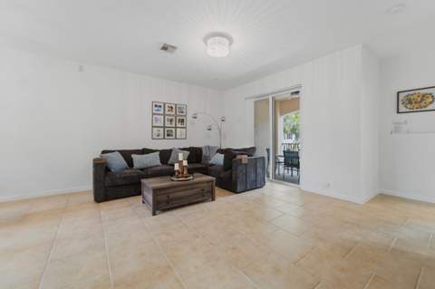 4542 Danson Way, Delray Beach FL - photo 11 of 47