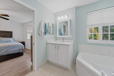 4542 Danson Way, Delray Beach FL - photo 24 of 47